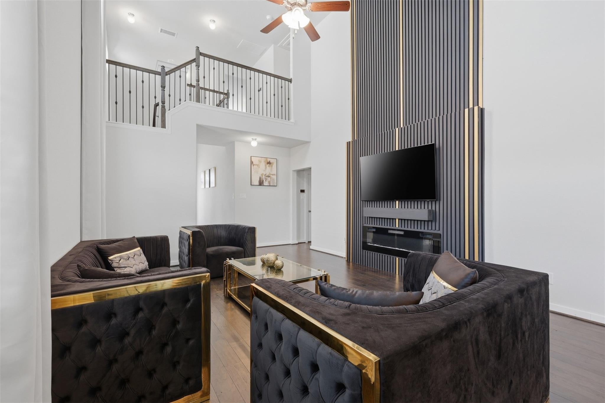 7415 Casuna Lane