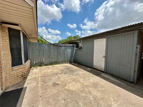 Tiny photo for 13517 Castilian Drive #1, Houston, TX 77015 (MLS # 76154237)