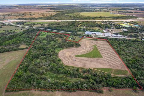 8321 Us-59 Hungerford TX 77448