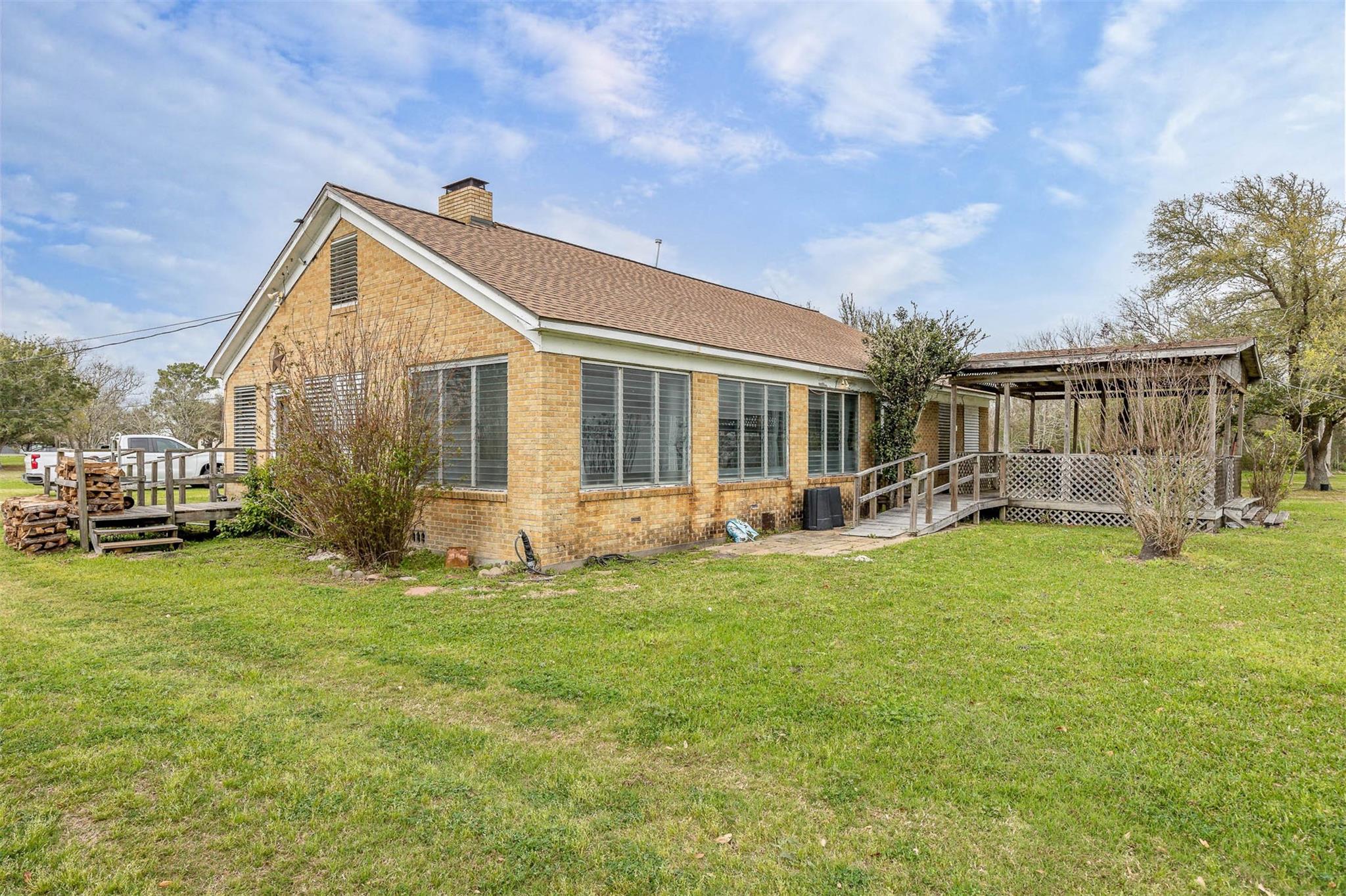 11910 Cedar Gully Road