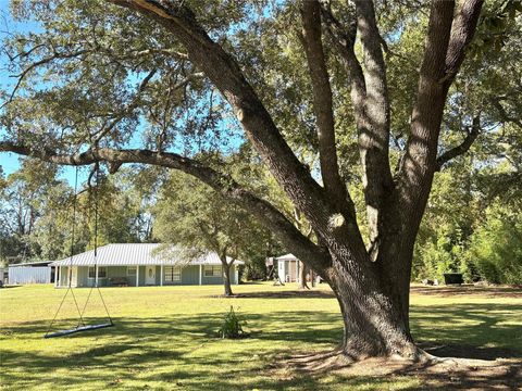 Photo of 4829 Fm 1632, Woodville, TX 75979 (MLS # 28648864) Photo of 4829 Fm 1632, Woodville, TX 75979 (MLS # 28648864)