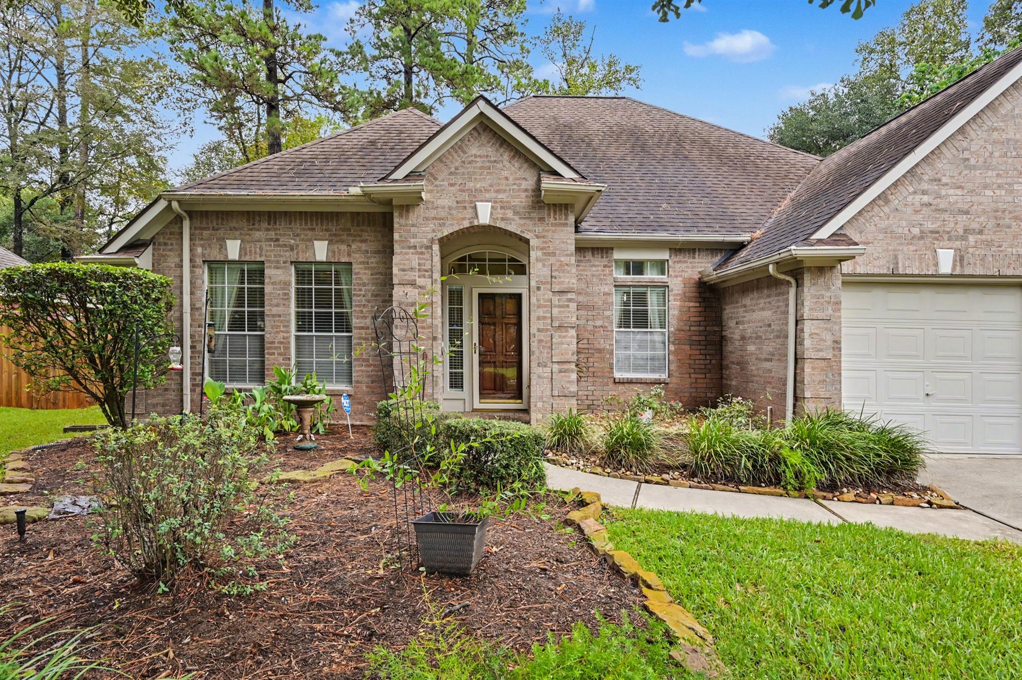 26 N Brooksedge Circle