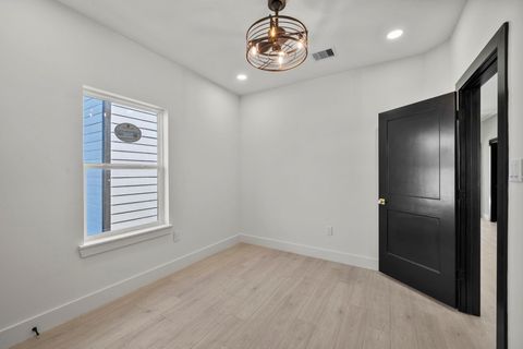 Tiny photo for 3615 Dreyfus Street, Houston, TX 77021 (MLS # 28080173)