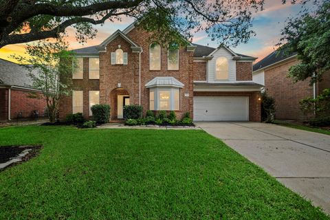 Photo of 2315 Centerbrook Lane, Katy, TX 77450 (MLS # 28982031)