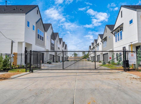 Photo of 6519 Old Olive Tree Drive, Houston, TX 77091 (MLS # 20948465)