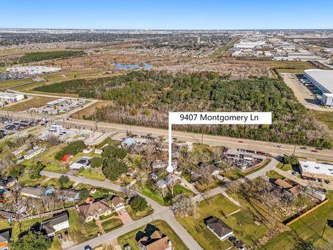 Vacant Land For Sale - 9405 AND 9407 Montgomery Lane<br/> La Porte, TX 77571