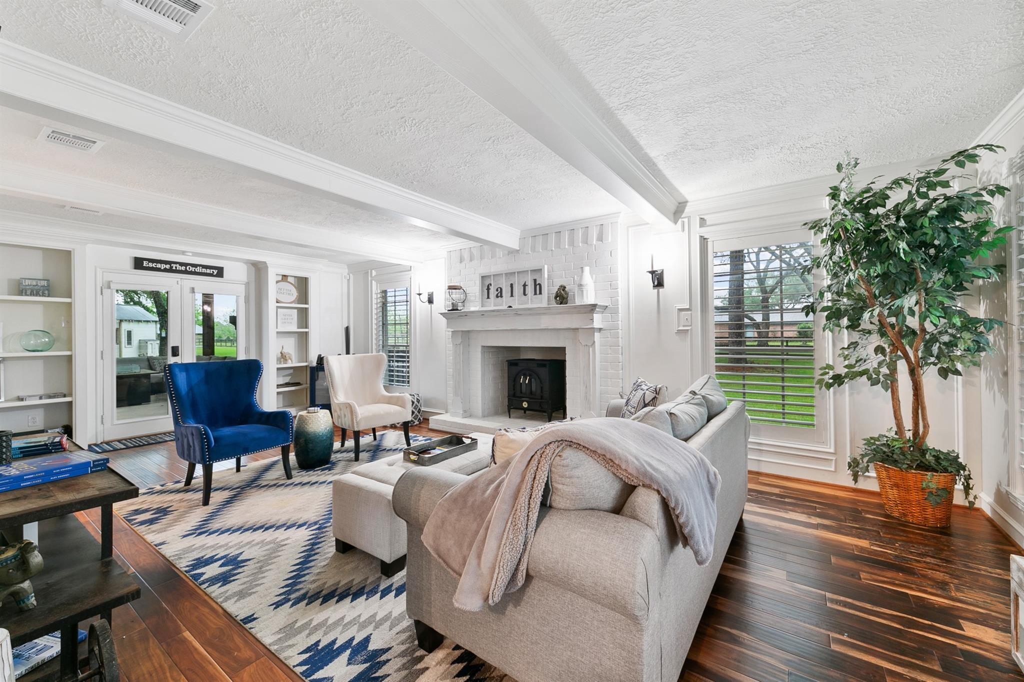 10419 W Hidden Lake Lane