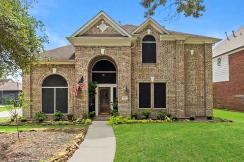 Photo of 19819 Powerscourt Drive, Humble, TX 77346 (MLS # 74569386)