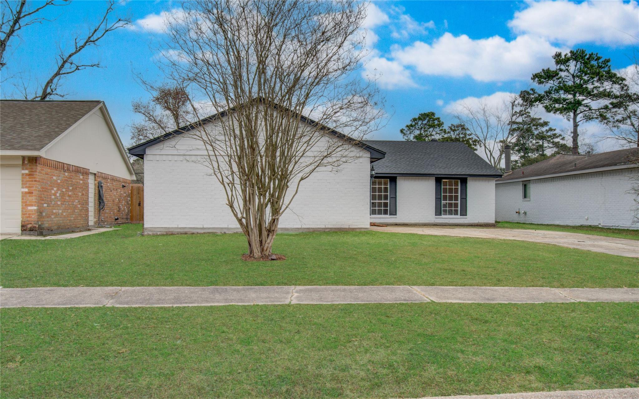 5927 Sunnygate Drive