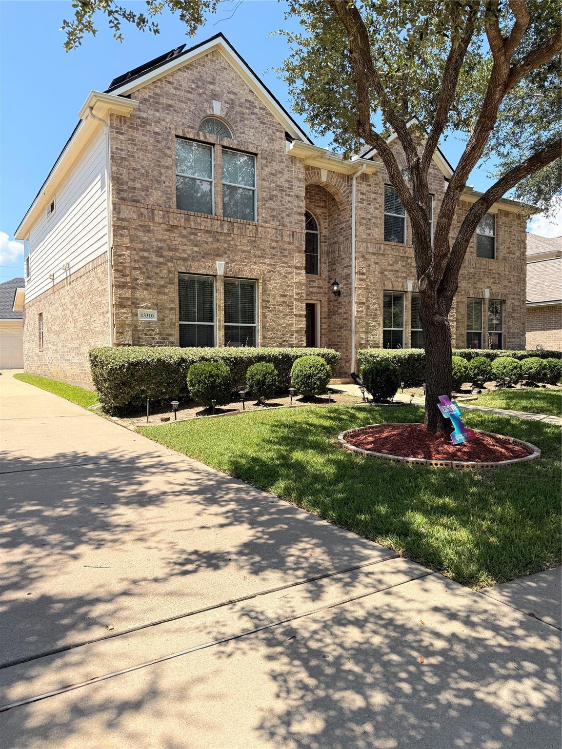 13310 Larkhill Gardens Lane
