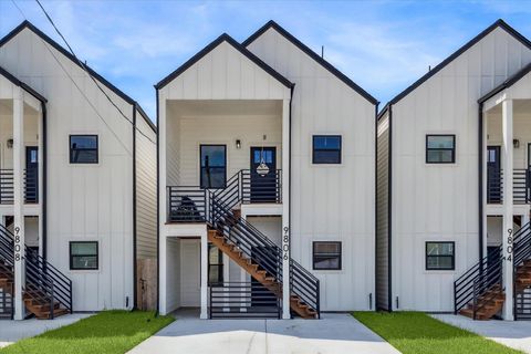 Photo of 9806 Pelsey St #A, Houston, TX 77029 (MLS # 95843917)