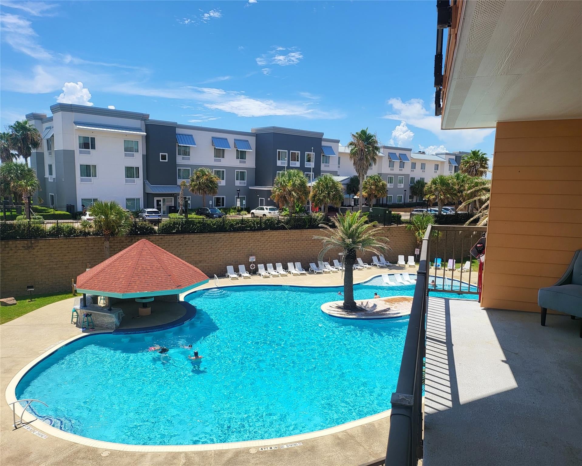 9520 Seawall Boulevard 225