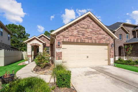 Photo of 16419 Rosary Pea Place, Conroe, TX 77385 (MLS # 66129553)
