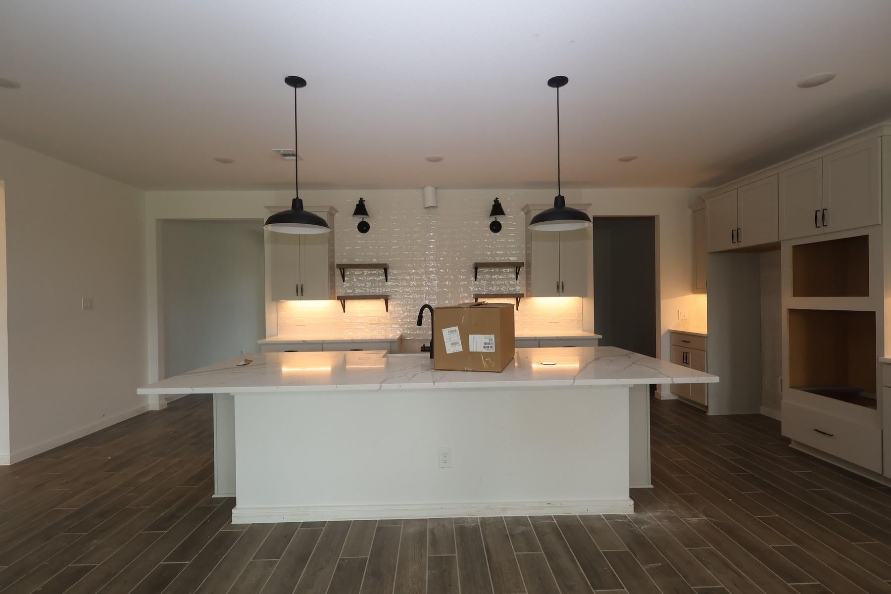 12123 Old Fashion Circle