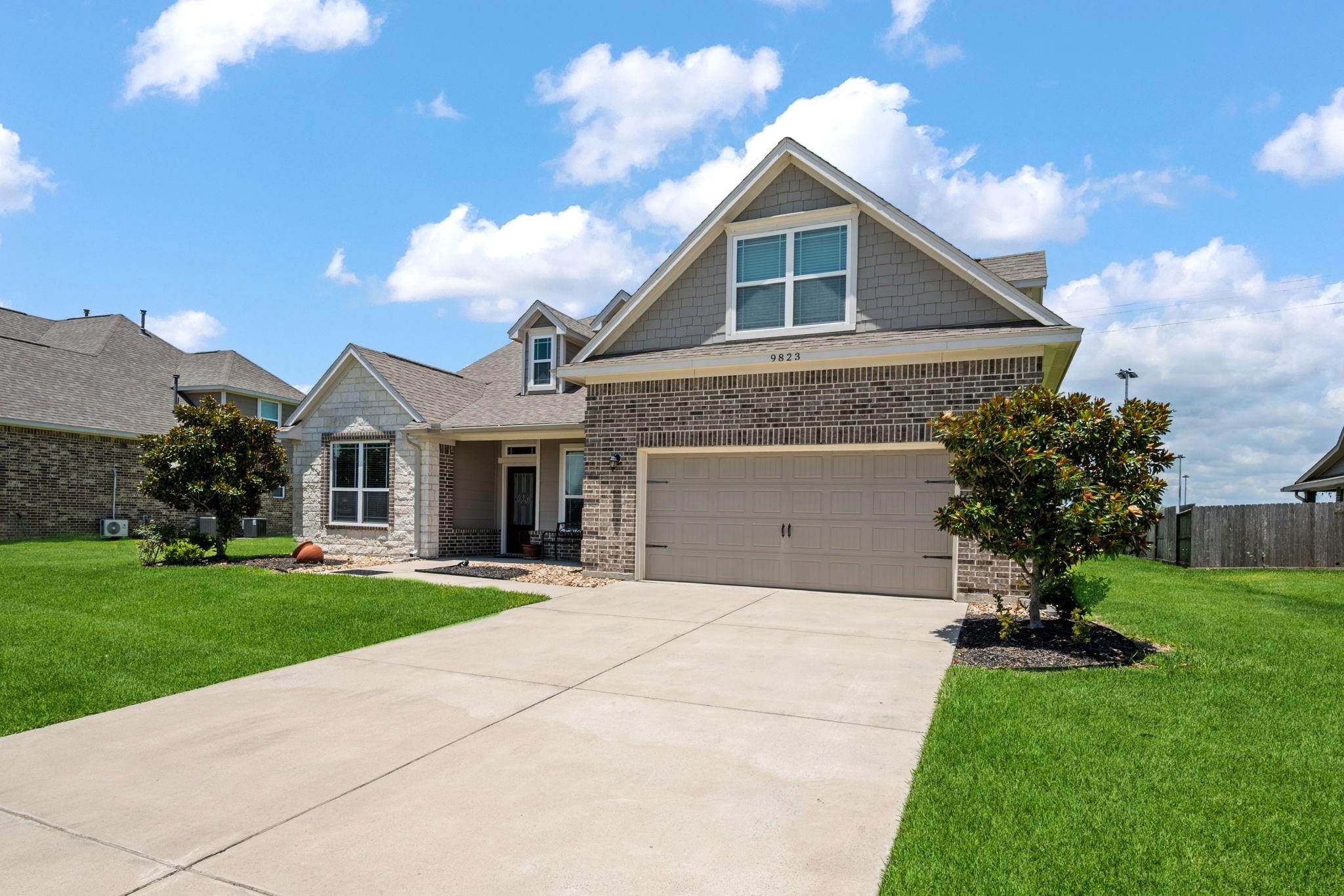 9823 Oaklawn Drive