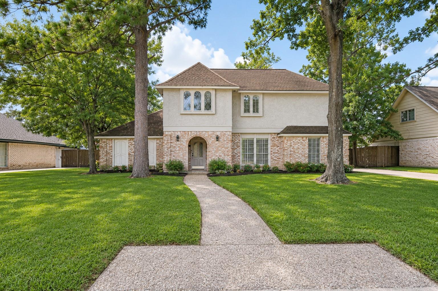 11711 Gardenglen Drive