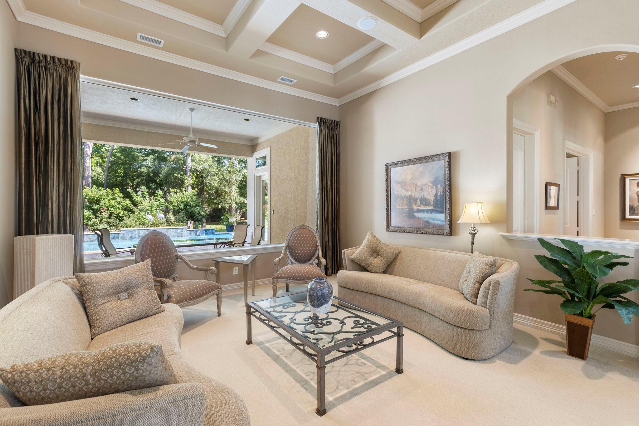 3711 Chateau Cove