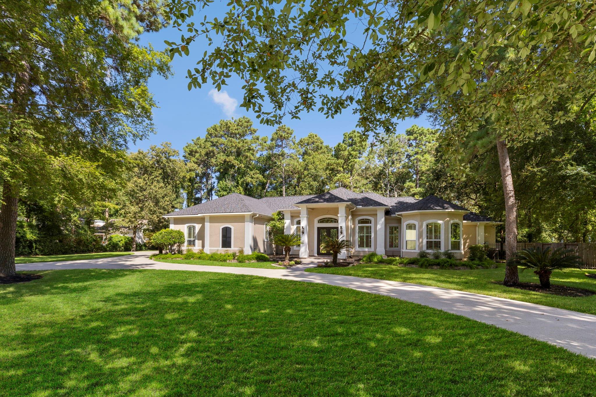 3711 Chateau Cove