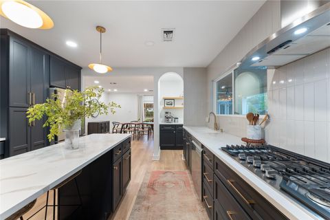 Tiny photo for 9115 Poco Road, Houston, TX 77080 (MLS # 74164010)