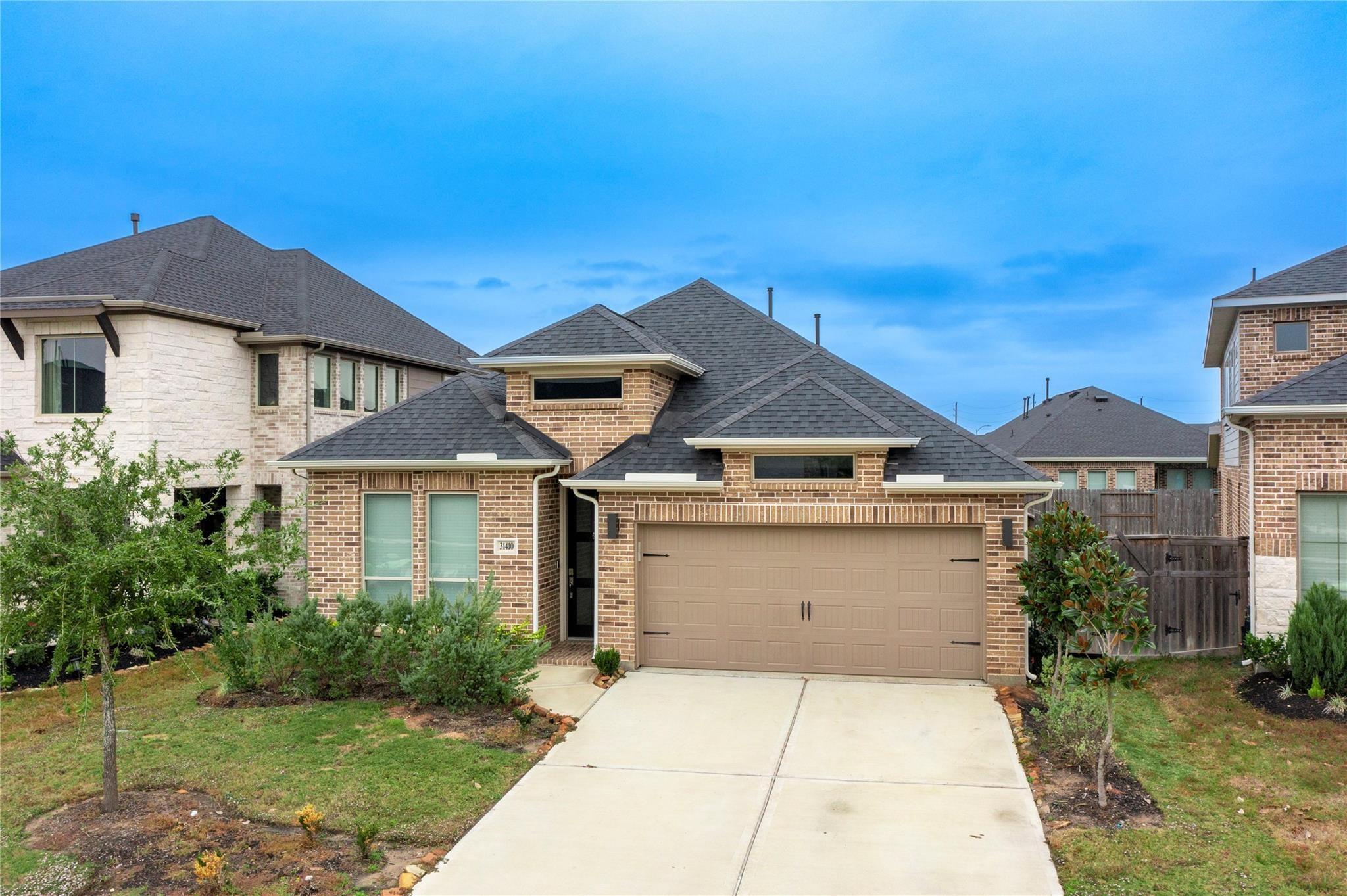 31410 Golden Cliffs Lane
