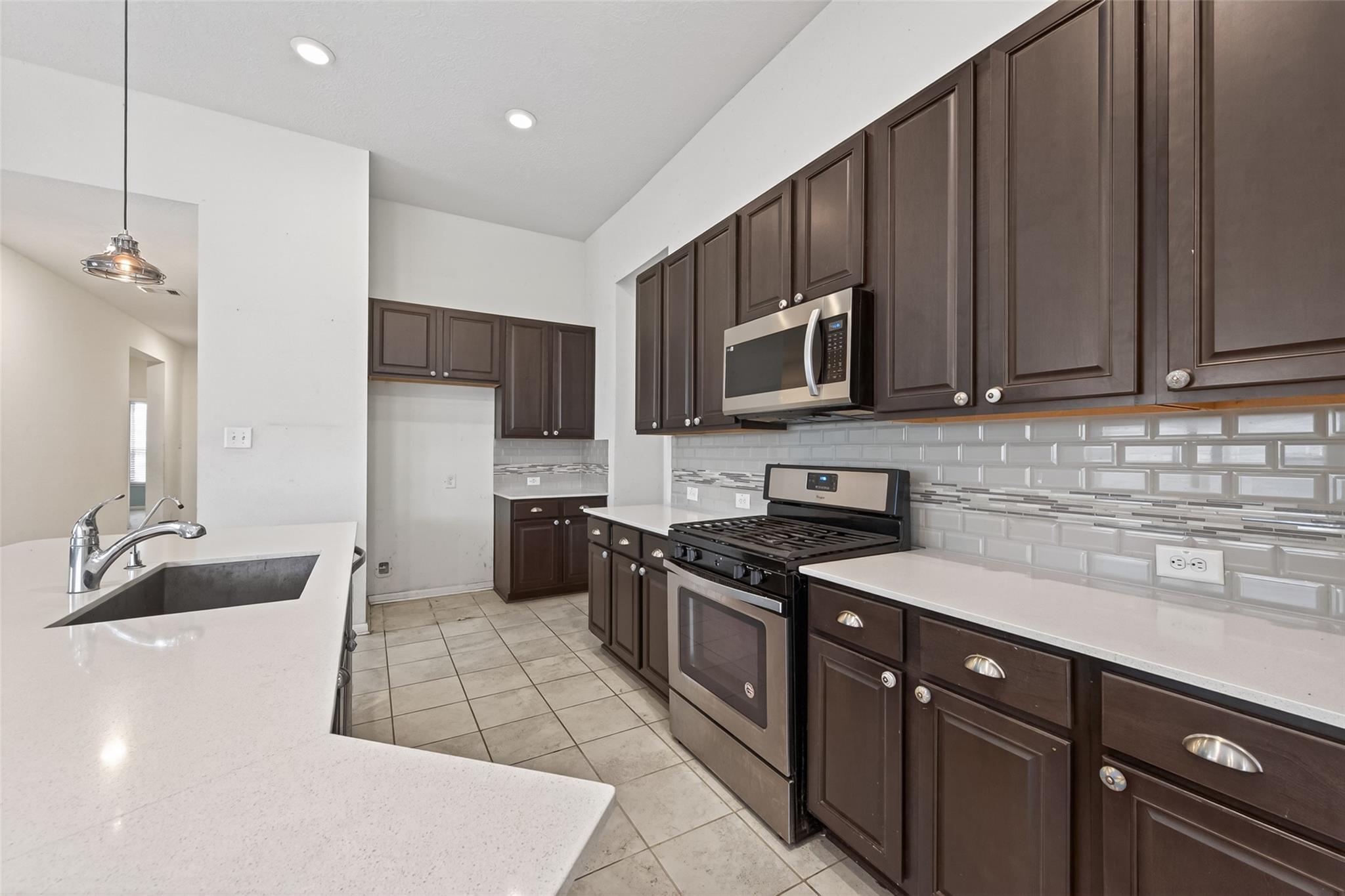 25518 Ramsey Heights Way