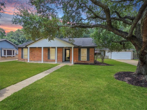 Photo of 2918 Cherry Springs Drive, Missouri City, TX 77459 (MLS # 67788409)
