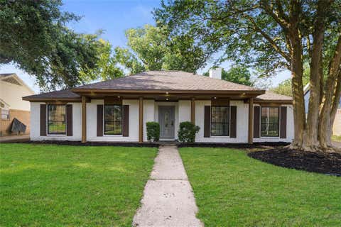 Photo of 6011 Green Falls Drive, Houston, TX 77088 (MLS # 73269636)