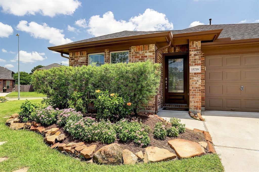 Photo of 15718 Whispering Green Drive, Cypress, TX 77429 (MLS # 10030892)