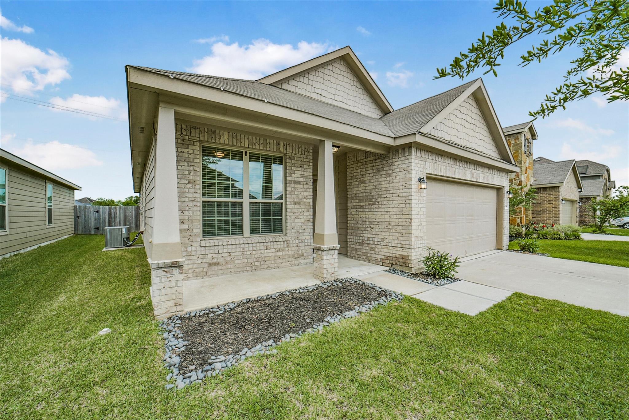 2614 Summer Lane