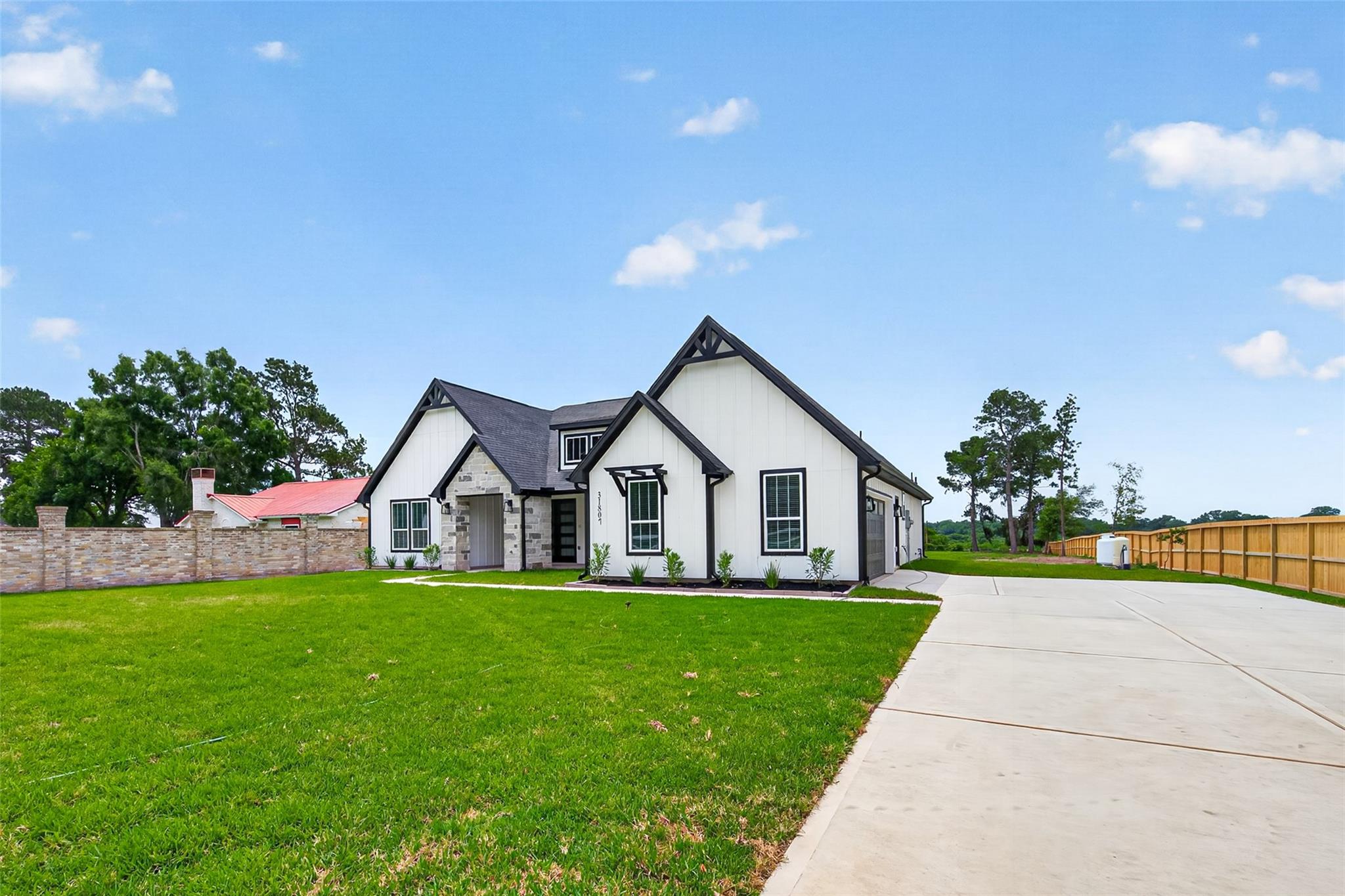 31807 Charter Lane