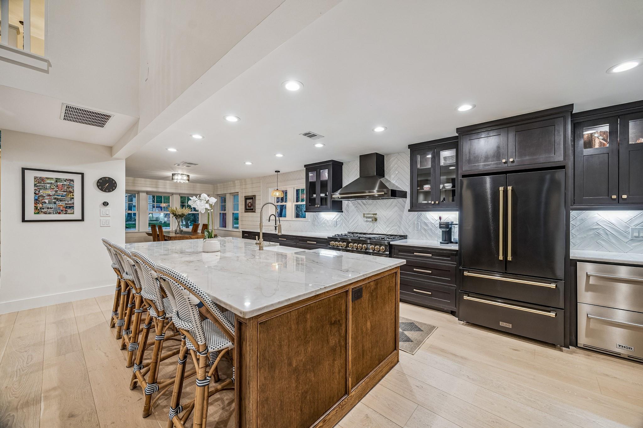 10 Starviolet Street