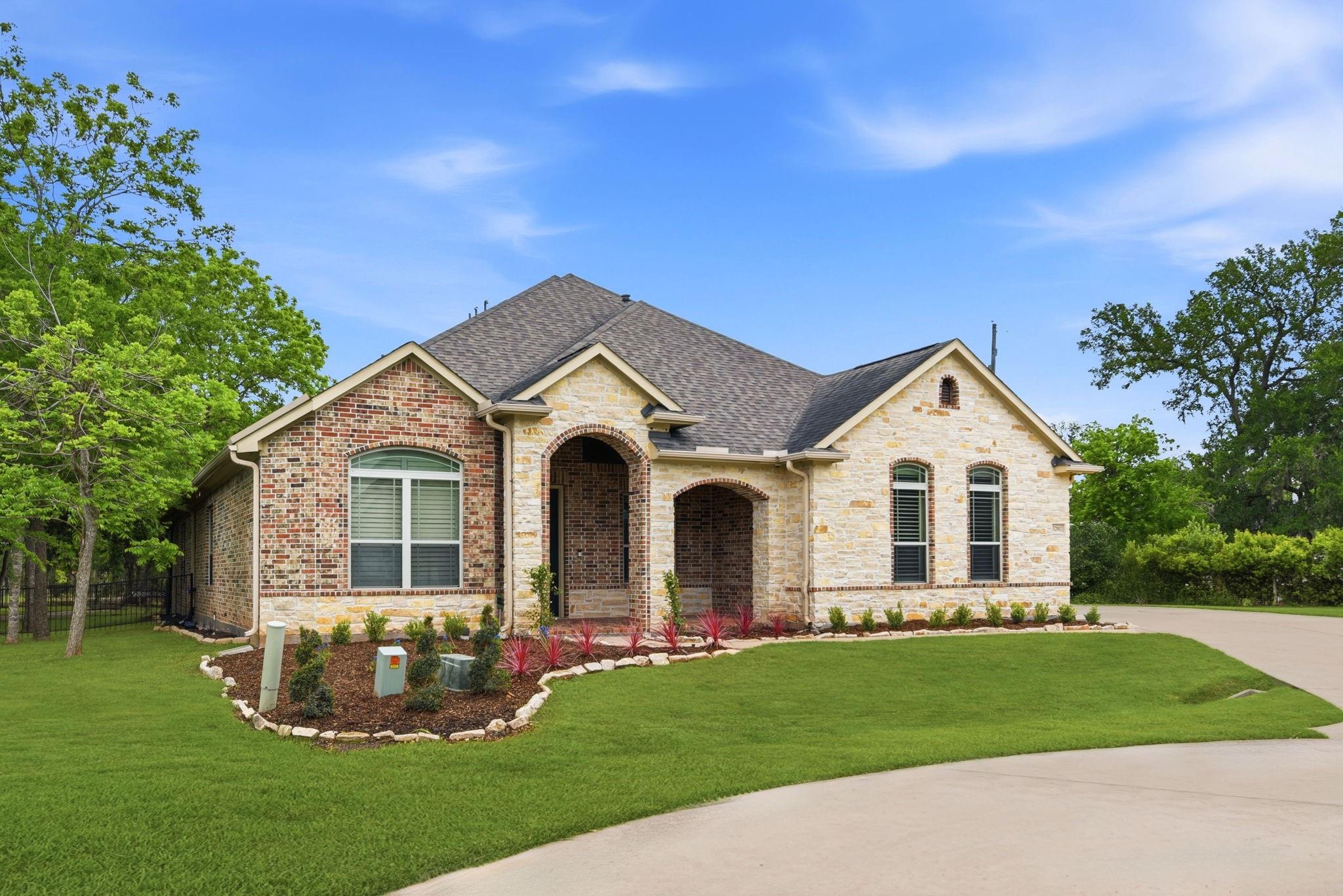 32802 Wesleyan Court