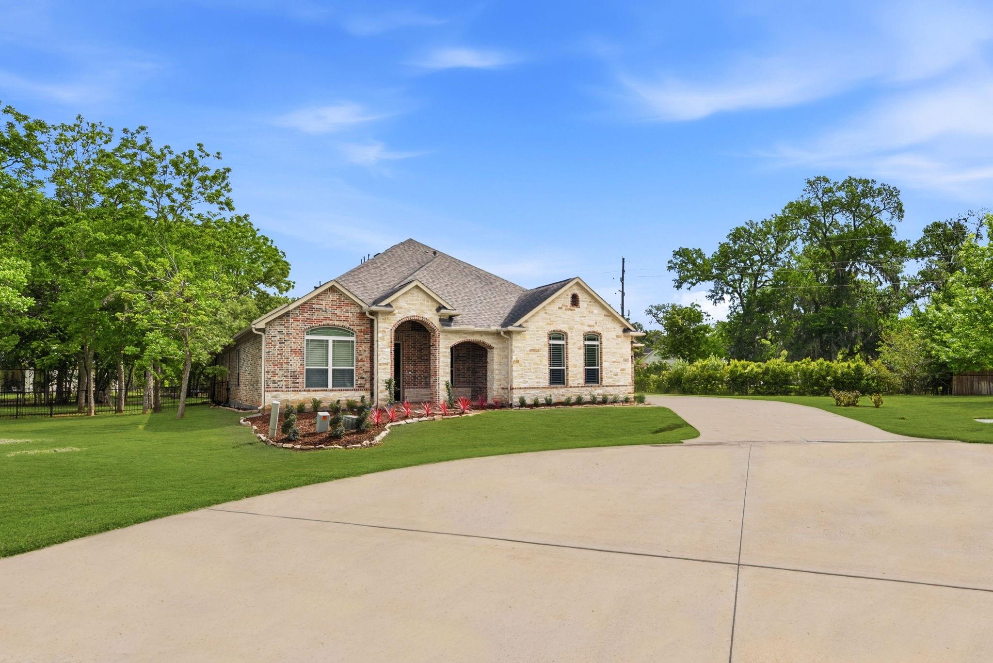 32802 Wesleyan Court
