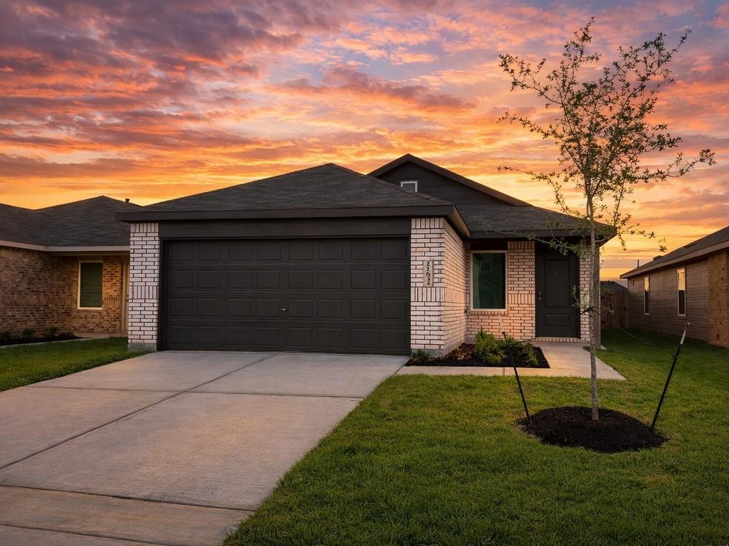 Photo of 21634 Willow River Canyon Lane, Waller, TX 77484 (MLS # 23153170)