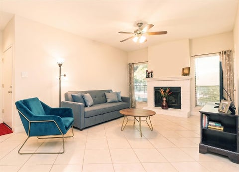 Condo For Sale - 7950 N Stadium Drive #209<br/> Houston, TX 77030