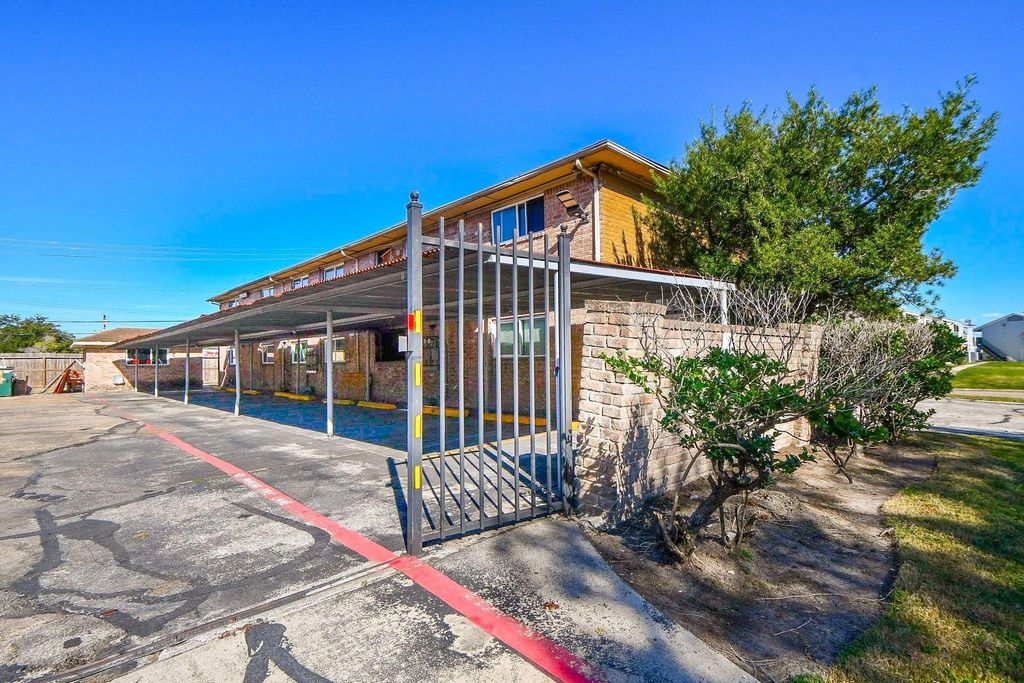 Photo of 7902 Prestwood Drive #1, Houston, TX 77036 (MLS # 28228810)