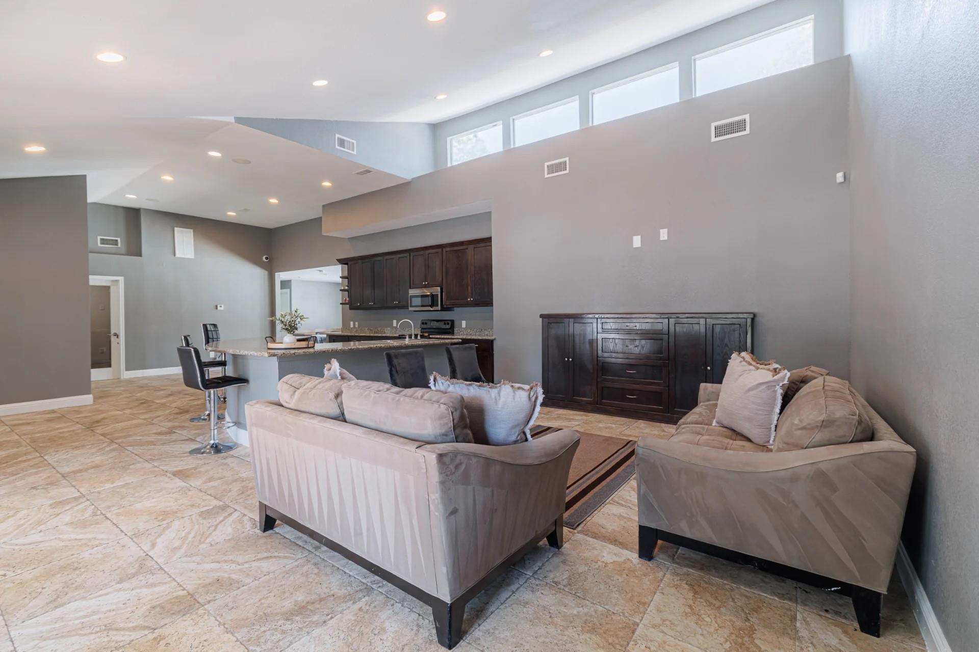 200 Hallow Tree Lane 616-2