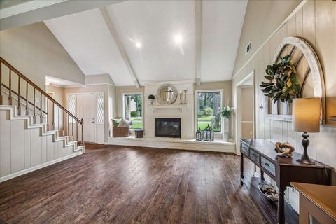 Photo of 2226 Hidden Creek Drive, Houston, TX 77339 (MLS # 50944979)