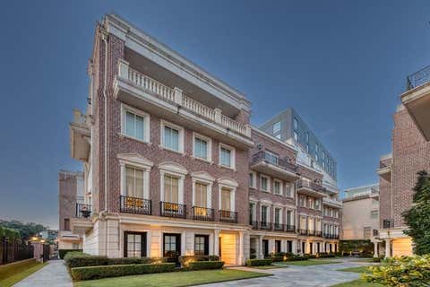 Townhouse For Sale - 1913 Revere Street<br/> Harris County, Houston, TX 77019