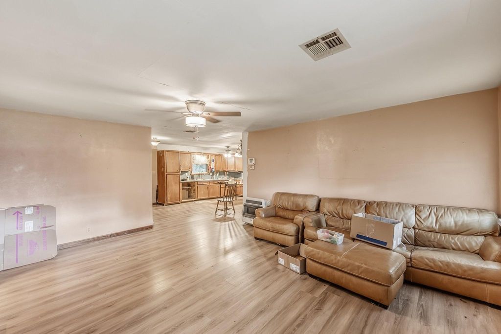 Photo of 894 Winding Creek Drive, Trinity, TX 75862 (MLS # 23437003)