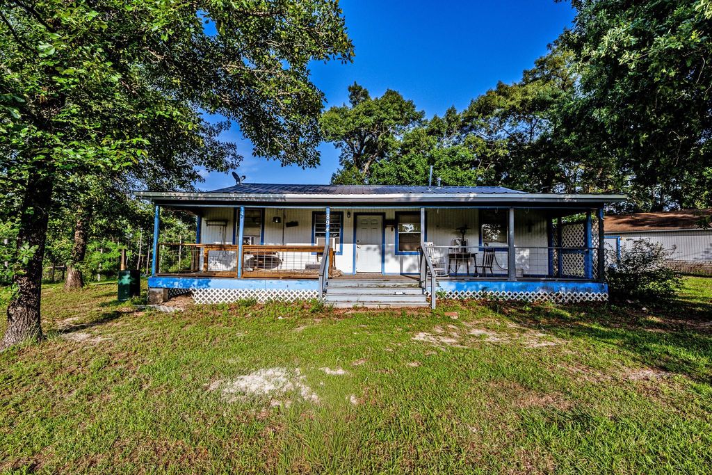 Photo of 894 Winding Creek Drive, Trinity, TX 75862 (MLS # 23437003)