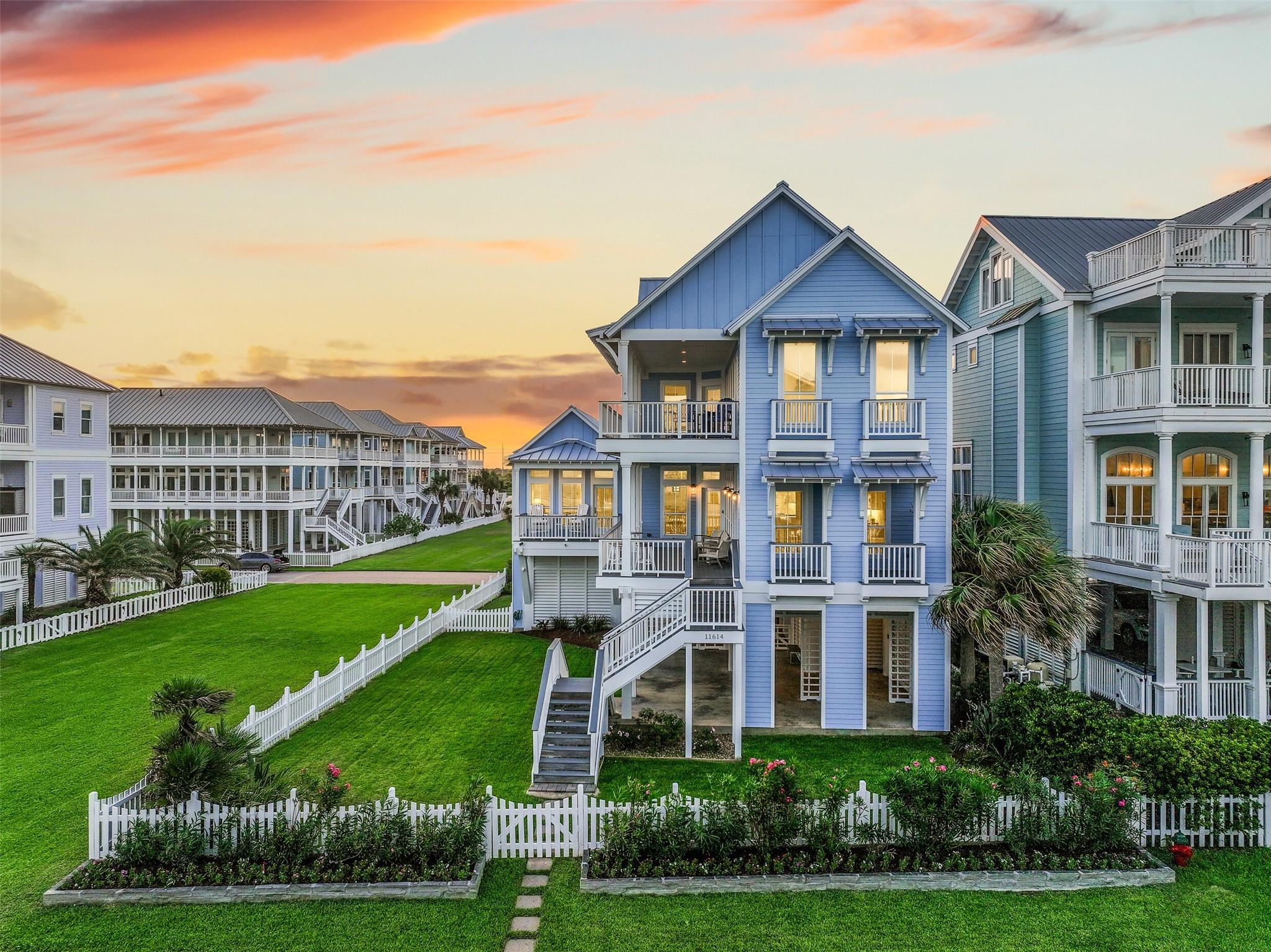 11614 Beachside