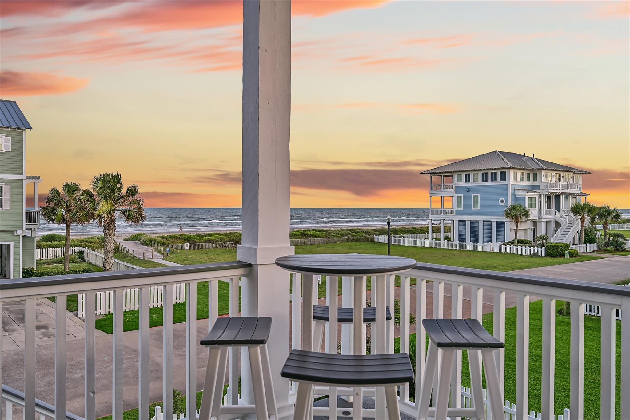 11614 Beachside