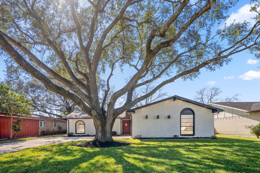 Photo of 16723 Kieth Harrow Blvd Blvd, Houston, TX 77084 (MLS # 80521059)