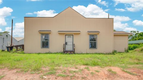 Photo of 18396 Highway 105, Cleveland, TX 77328 (MLS # 92218606)