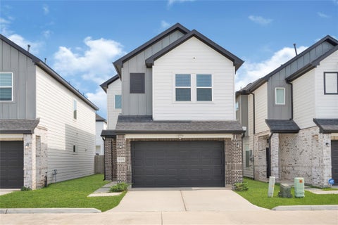 Photo of 6405 Leopold Star Lane, Houston, TX 77048 (MLS # 62735180)