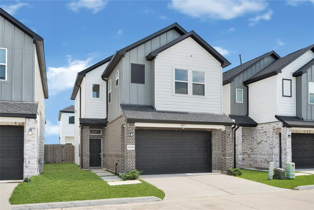 Photo of 6405 Leopold Star Lane, Houston, TX 77048 (MLS # 62735180)