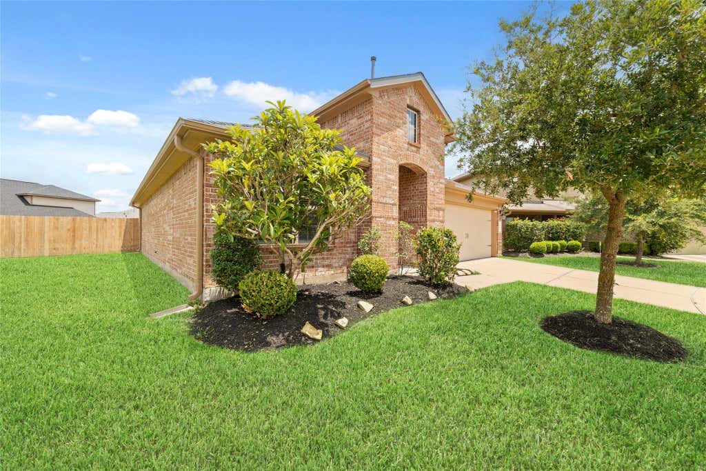 Photo of 29203 Vernon Forest Court, Katy, TX 77494 (MLS # 93283710)