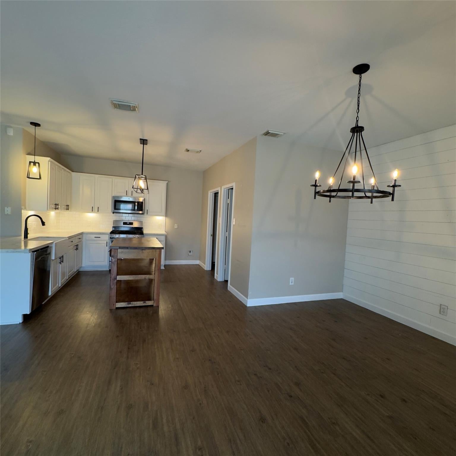2417 Seguine Drive