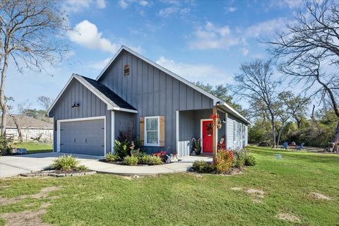Photo of 26550 Armadillo Drive, Hempstead, TX 77445 (MLS # 53870000)